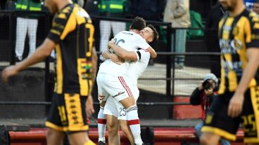 Fértoli marcó dos para el equipo local.