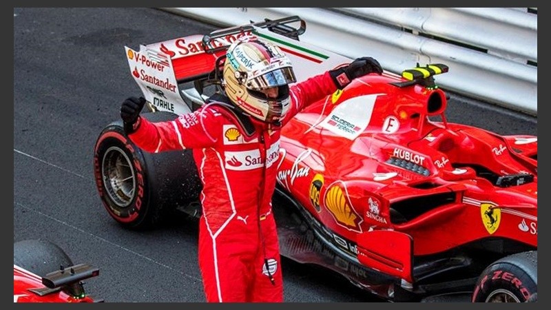 El alemán Vettel celebrando este domingo en Mónaco.