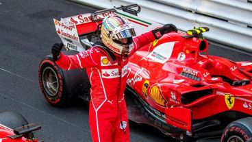 El alemán Vettel celebrando este domingo en Mónaco.