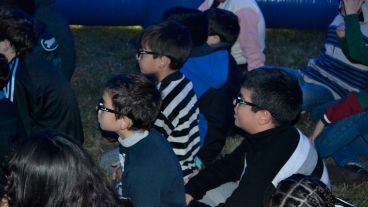 Imágenes del paso de Cultura Más Vos por Carrizales.