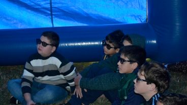 Imágenes del paso de Cultura Más Vos por Carrizales.