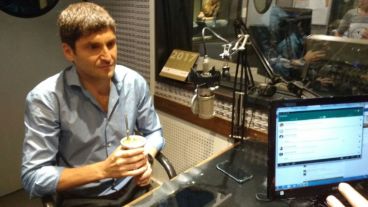 Pullaro visitó Mesa Política, por El Tres.