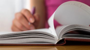 Elegí un tema que te guste, del que ya tengas algo de conocimiento, pero también que te interese lo suficiente para seguir investigando.