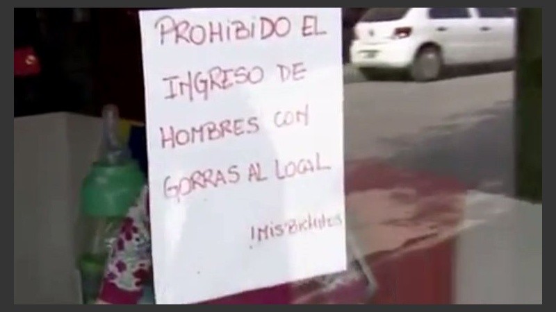 Los comerciantes aseguran que es difícil reconocer al cliente del ladrón. 