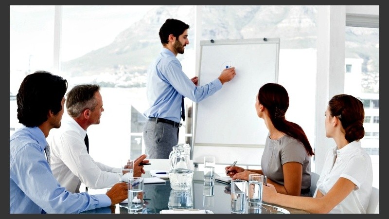 Dura ocho meses, inicia el 2 de junio y se cursa en Entre Ríos 1350.