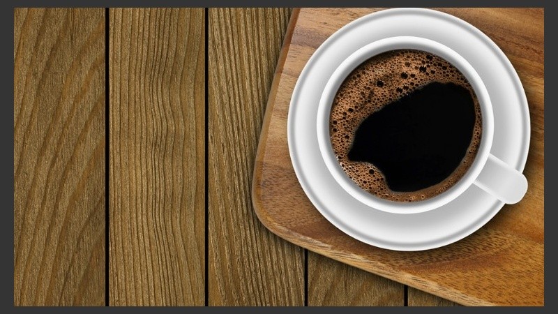 Tomar sólo un pocillo diario de café reduce una quinta parte el riesgo de cáncer de hígado.