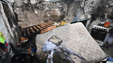 La casilla se carbonizó producto de las llamas.