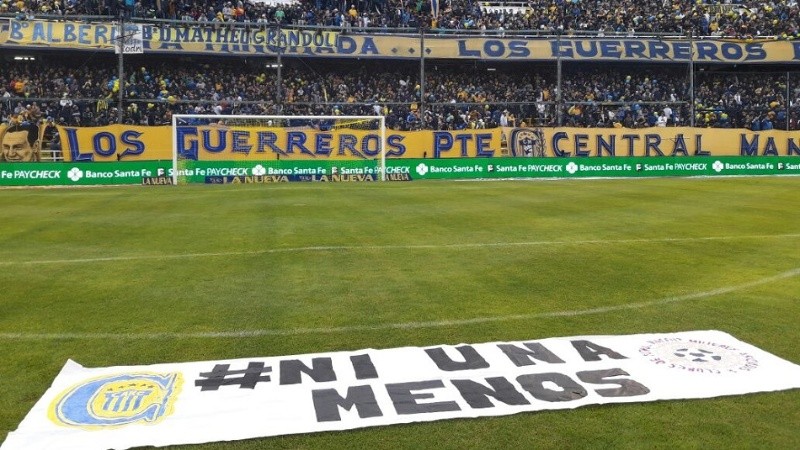 El apoyo a la marcha de este sábado en la cancha de Central.