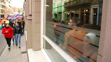 Postales de la movilización "Ni una menos" en Rosario. (Alan Monzón/Rosario.com)