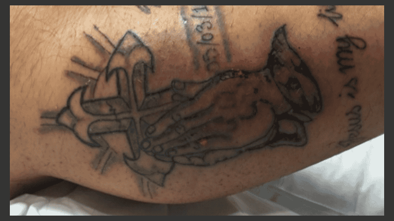 El hombre pasó varias semanas en el hospital donde murió.