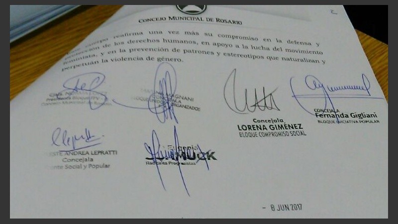 Las firmas de la declaración aprobada este jueves.