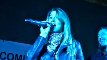 El grupo musical Mano Arriba volvió a subirse a los escenarios de Cultura Más Vos.