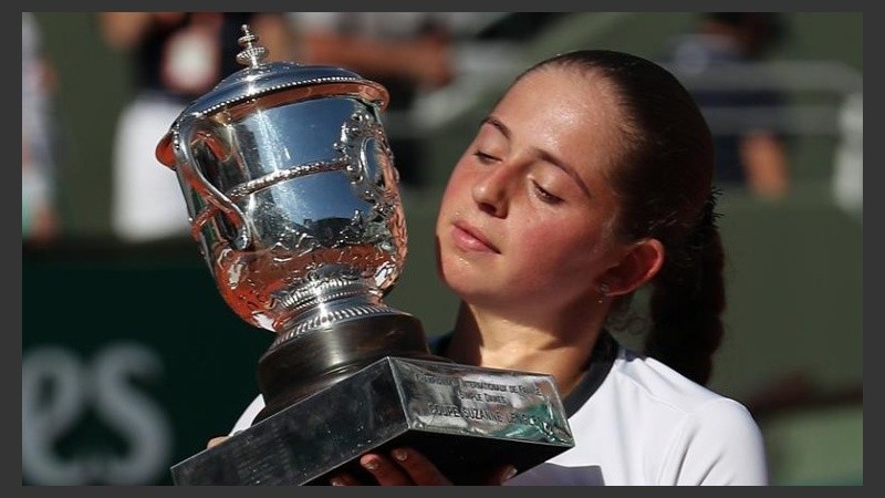 Ostapenko rompió todos los pronósticos en París. 