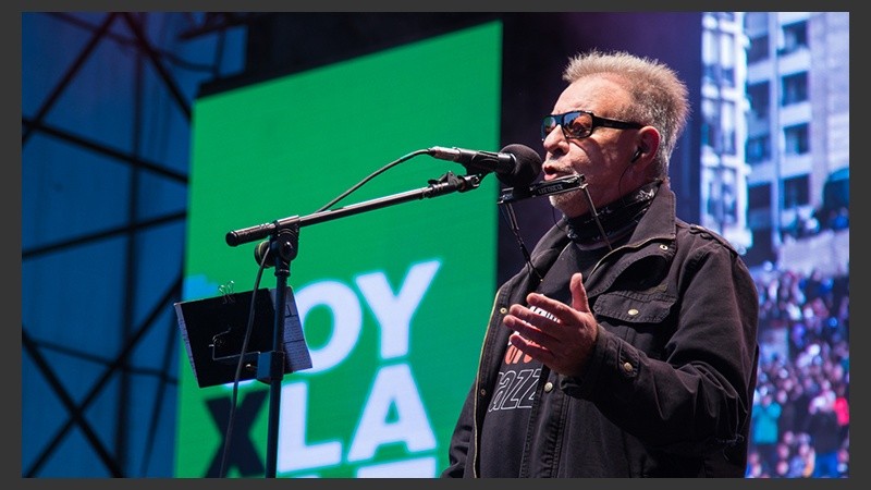 León Gieco dijo presente.