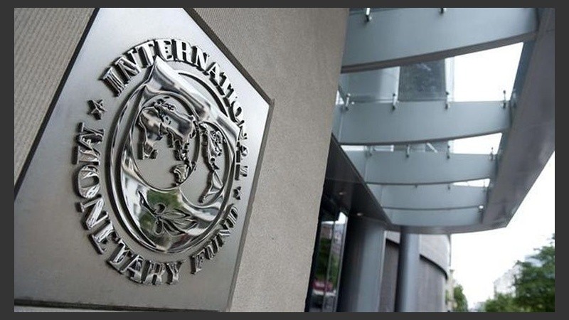 La misión del FMI arribará este lunes.