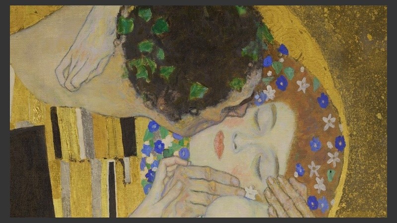 El beso, de Gustav Klimt, es una de las obras fotografiadas en altísima resolución que puede observarse en Google Arts & Culture.