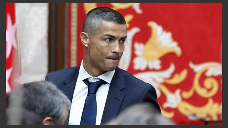 El futbolista, en problemas.