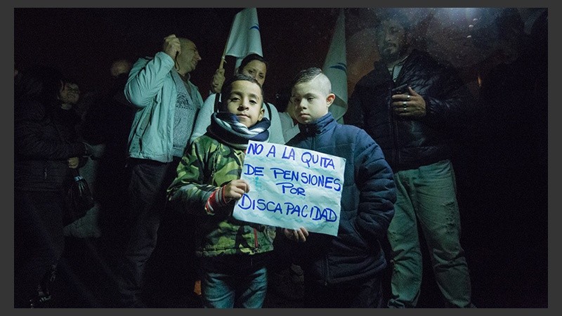 El reclamo en Rosario se realizó en el Monumento.