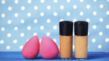 Limpiar la esponja del make up es una tarea que debe realizarse con frecuencia.