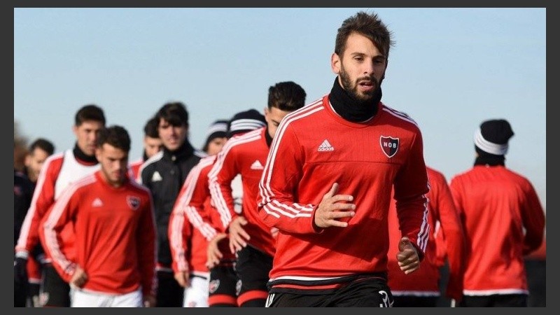 Facu Quignon vuelve a ser titular luego de la lesión. 