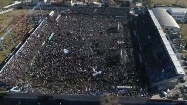 El acto Julio Grondona colmado en la previa al inicio.