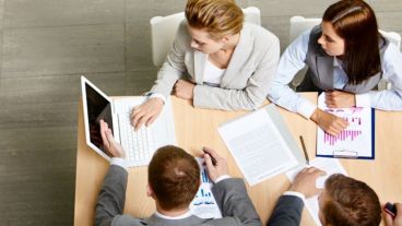 El director de la misma es el Mgter. Alfredo Sesé.