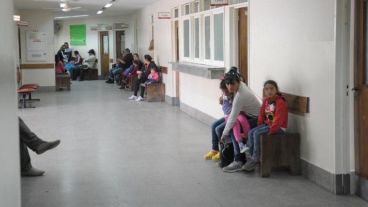 El hospital de niños es uno de los más afectados por el pico de consultas.