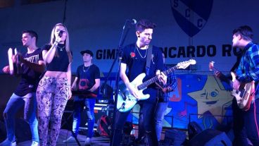 La banda Enero cerró la jornada.