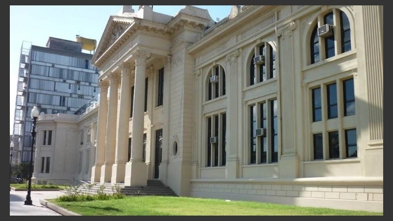 Es realizado en el marco las actividades por los cien años  de la Reforma Universitaria.