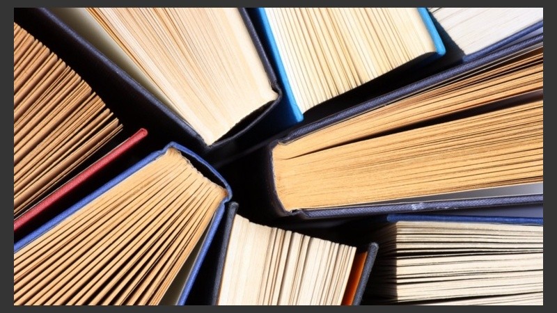 Con la entrega del título, la entidad recupera el patrimonio que fuera arrebatado por la dictadura hace 40 años.