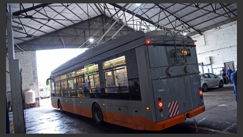 El nuevo trole de la línea Q.