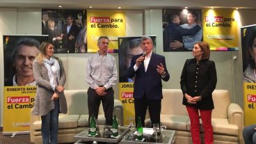 Boasso durante la presentación de su lista en Rosario.