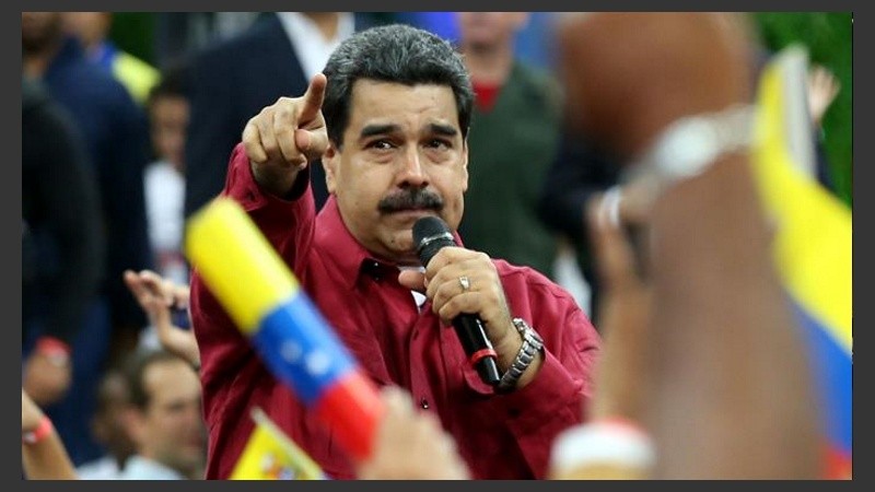 Maduro dijo que su gobierno es “la única opción de paz”. 