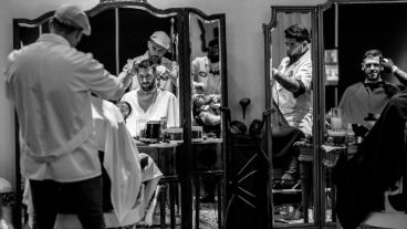 Los barberos trabajaron mucho y disfrutaron el doble.