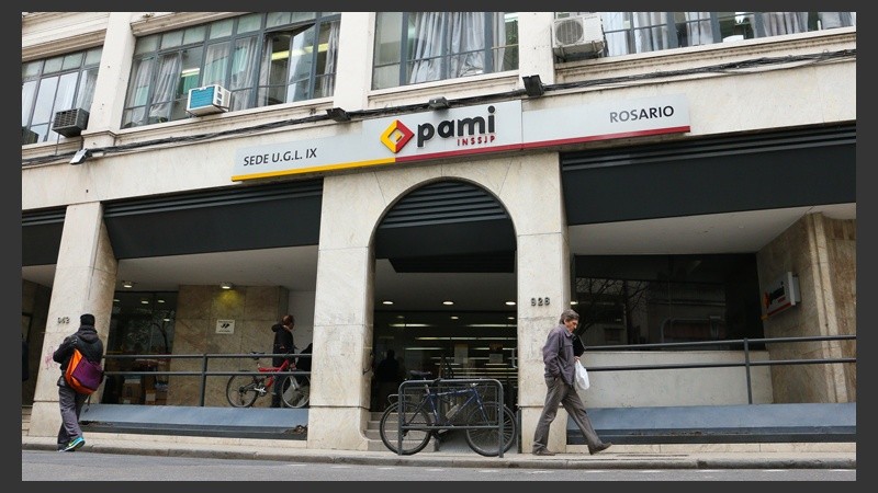 Pami Escucha (138) mantendrá un servicio de guardia para atender los llamados de sus afiliados.