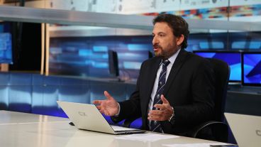 El Turco en vivo por la pantalla de El Tres.