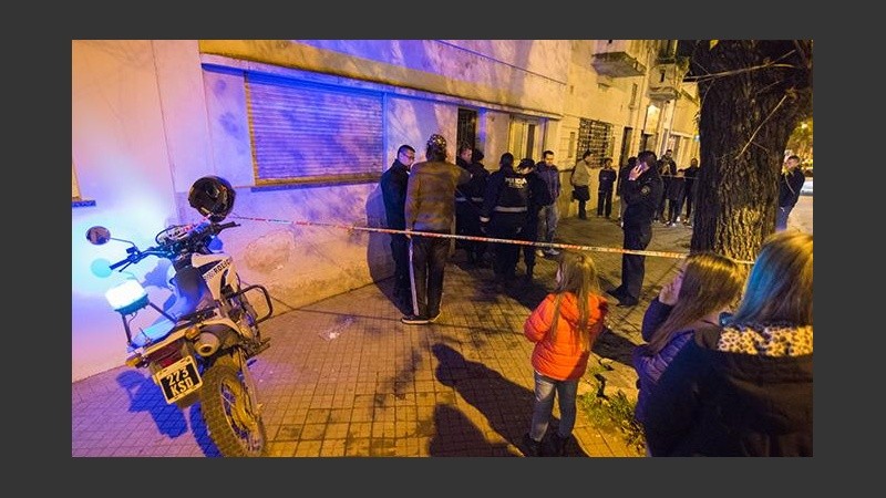 El cadáver fue encontrado el lunes a la noche en el primer piso de la casa.