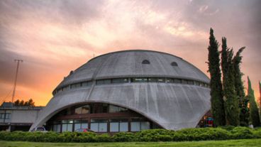 La programación especial incluye teatro, música, títeres, teatro ciego, talleres de robótica, de Dj´s y radio en vivo.