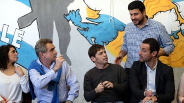 Cleri junto a Kicillof, Rossi, Sukerman y Norma López.