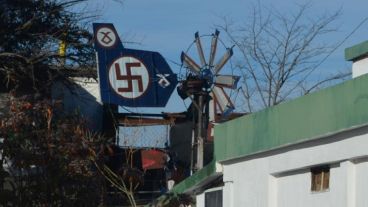La veleta de grandes dimensiones que se puede ver desde la calle.