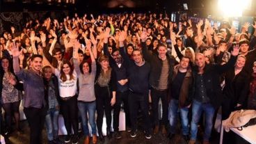 Javkin, Irizar y Zeno en el encuentro con jóvenes.
