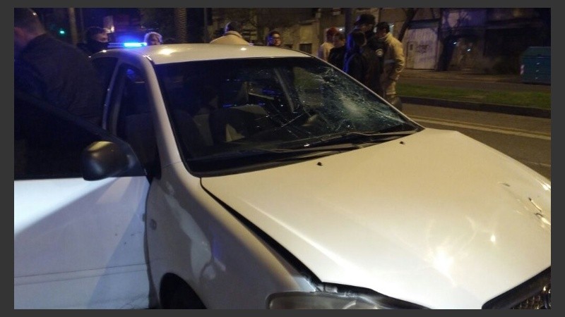 Según la policía, el coche huía luego de un siniestro.