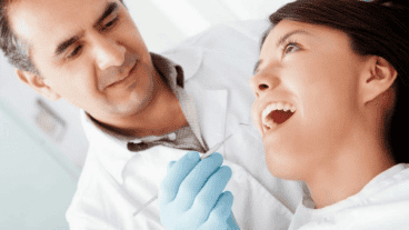 Hay un plan de atención y un protocolo para la prevención del cáncer bucal haciendo foco en el autoexamen.