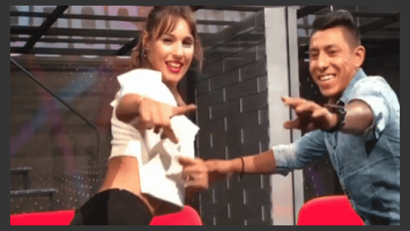 inesperada reacción de futbolista con la modelo.