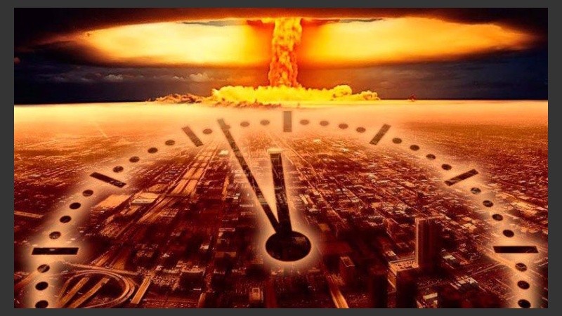 El artilugio científico marca que faltan dos minutos y medios para el fin.