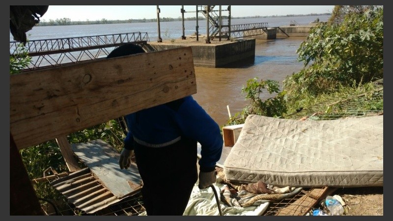 El operativo en la barranca rosarina. 