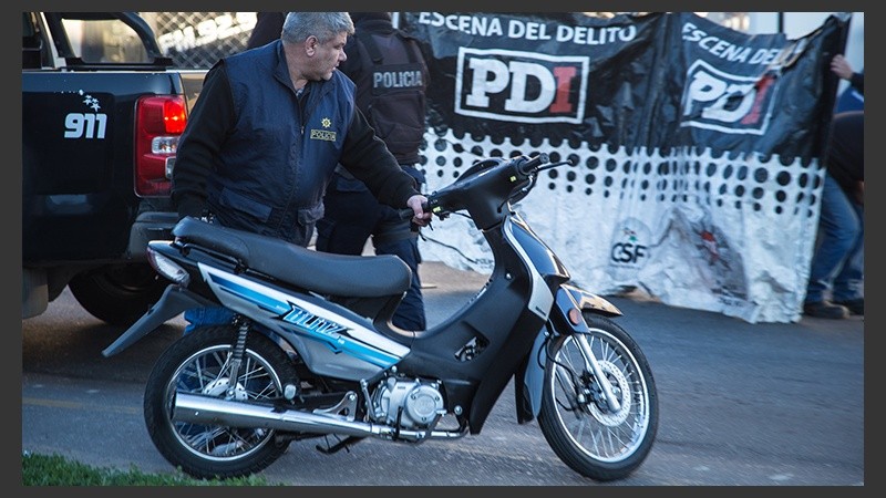 La moto de la víctima.