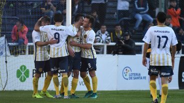 Los juveniles de Central avanzaron en la Copa Santa Fe.