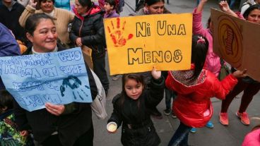 Por los femicidios de 2017, 312 niños quedaron sin mamá.