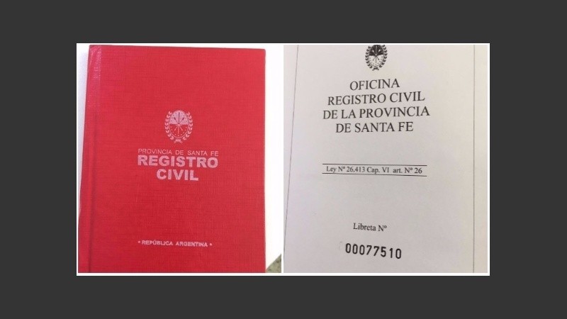 La libreta de casamiento de Leo y Anto. 